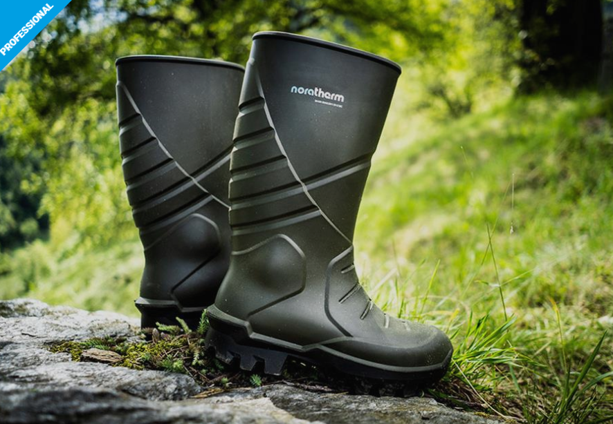 PU boot with steel sole and cap